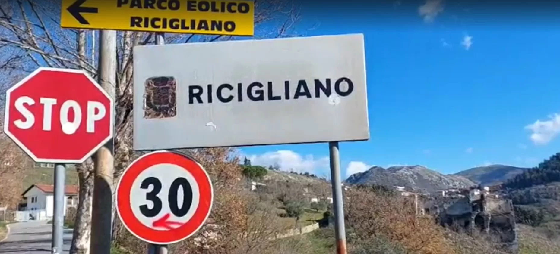 Ricigliano Salerno Tanta Paura Per La Scossa Di Terremoto Non Si Registrano Danni Il Desk